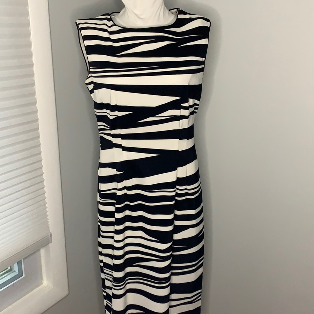 Bisou Bisou zebra print shift dress Size 8